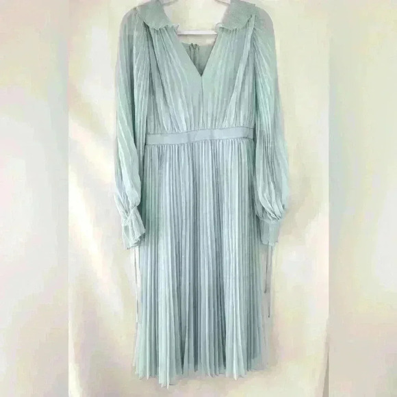 Self Portrait Blue Pleated Goddess Dress Gown Size Medium - Picture 2 of 13